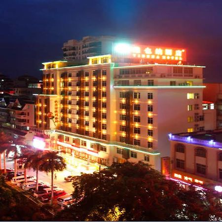 Hanting Express Sanya The First Market Branch Hotel Exterior foto
